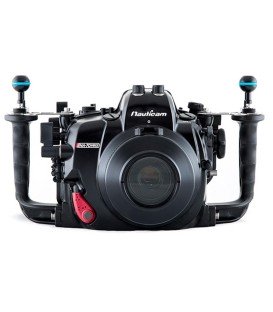 More about Canon EOS 7D Mark II Nauticam